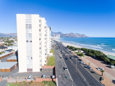 3 Bedroom Apartment Sold in Strand North