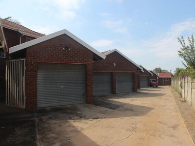 Apartment For Sale In Birchleigh, Kempton Park