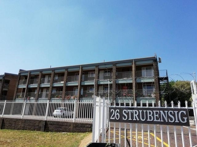 Apartment For Sale In Rant En Dal, Krugersdorp