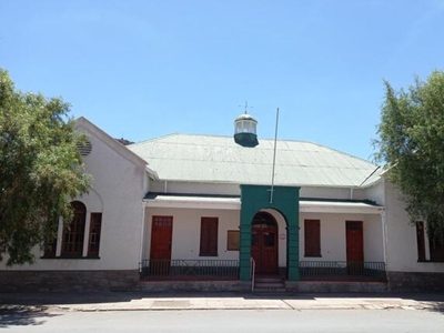 House For Sale In Victoria West, Northern Cape