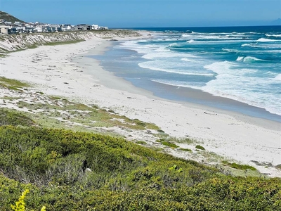 1293 m² Land available in Yzerfontein