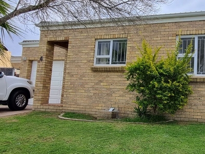 2 Bedroom House To Let in Brackenfell Central