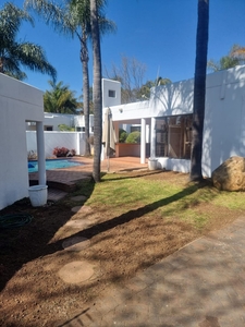 3 Bedroom House To Rent in Woodmead