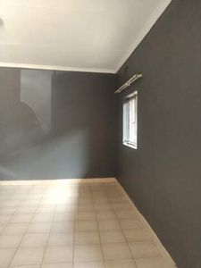 Apartment For Rent In Lombardy East, Johannesburg