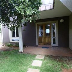 Apartment For Rent In Montgomery Park, Johannesburg