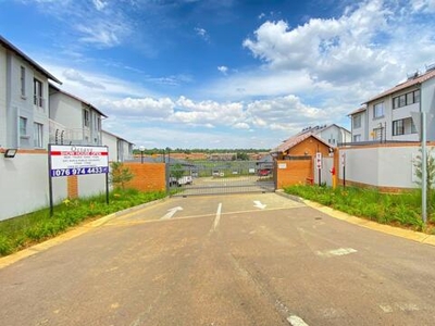 Apartment For Sale In Noordwyk, Midrand