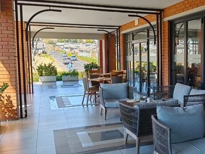 Flat For Sale in Waterkloof