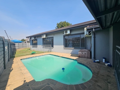 Freehold For Sale in Bo-dorp