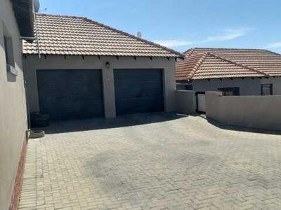 House For Rent In Bayswater, Bloemfontein