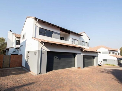 House For Rent In North Riding, Randburg