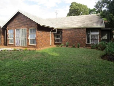 House For Rent In Rooihuiskraal, Centurion