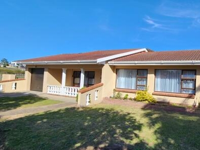 House For Sale In Heiderand, Mossel Bay