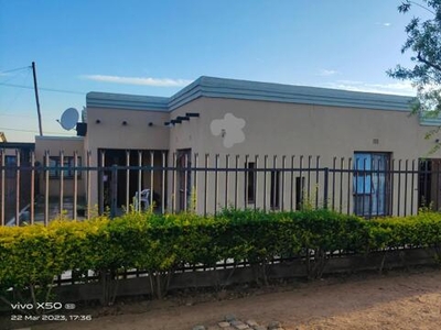 House For Sale In Mabopane Unit C, Mabopane