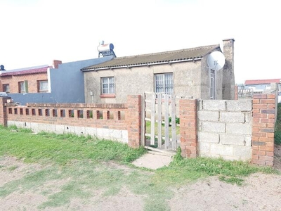 House For Sale In New Brighton, Port Elizabeth