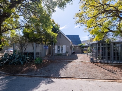 House For Sale in Robertson