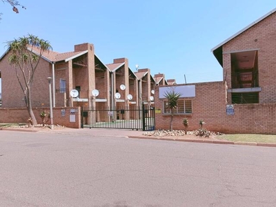 House For Sale In Witbank Ext 3, Witbank