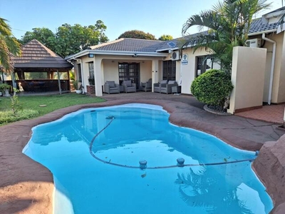 House For Sale In Woodhaven, Durban