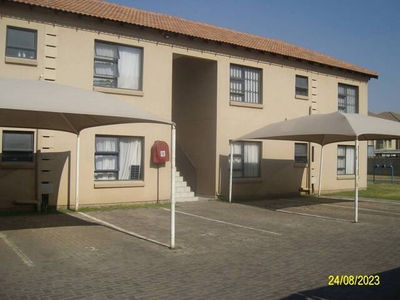 Townhouse For Rent In Brakpan Central, Brakpan