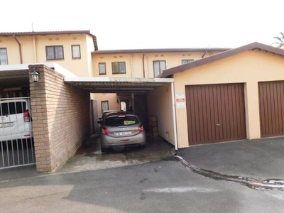 Townhouse For Rent In Escombe, Queensburgh
