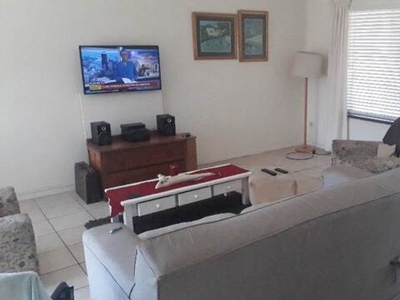 Townhouse For Rent In South End, Port Elizabeth