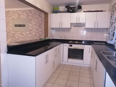 Townhouse For Sale In Glenwood, Durban