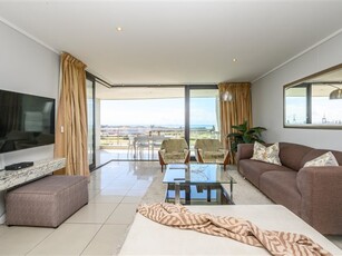 2 Bed Apartment in Humewood