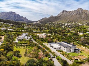 2 075 m² Land available in Hout Bay and surrounds