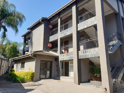 Apartment For Sale in Sonheuwel
