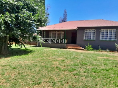 3 Bedroom House To Let in Selection Park
