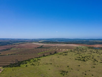 36,360m² Vacant Land For Sale in Bathurst