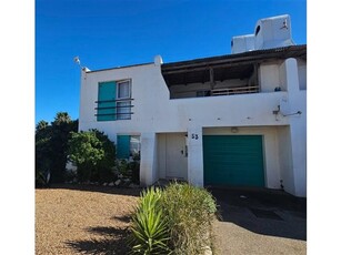 3 Bed Duplex in Lampiesbaai