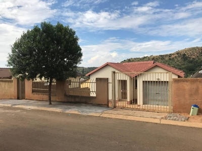 2 Bedroom House For Sale in Mahube Valley