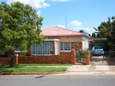 3Bed House for Sale in Whiteridge/Bergbron, Roodepoort - Johannesburg