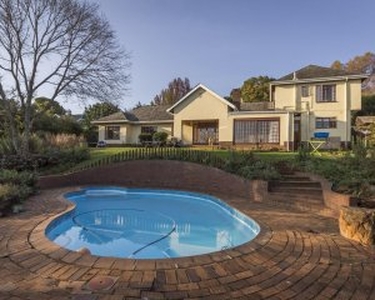Beautiful Family Home - 6 Bedrooms - Howick