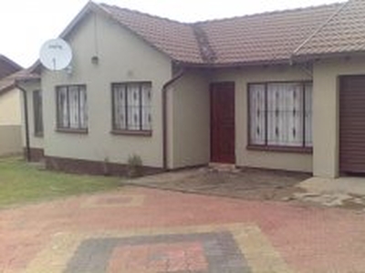 Free standing home in a good area - Witbank