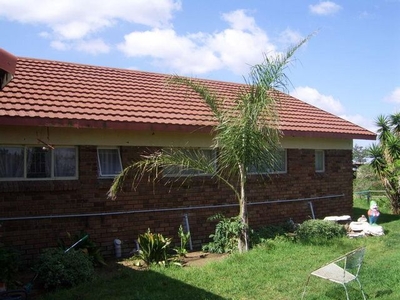 21Ha Small Holding For Sale in Tweefontein AH