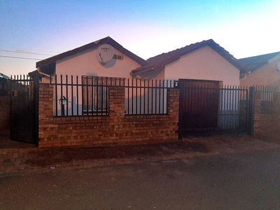3 Bedroom Freehold For Sale in Mamelodi East