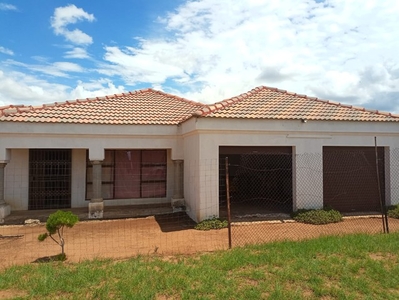3 Bedroom House For Sale in Moloto