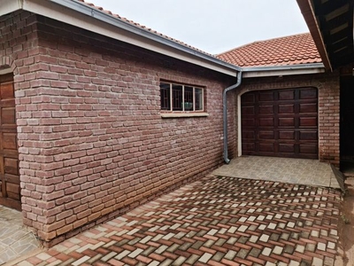 3 Bedroom House For Sale in Namakgale