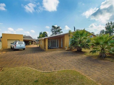 3 Bedroom House For Sale in Witpoortjie - 7 Bastion Avenue