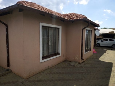 3 Bedroom House To Let in Nellmapius