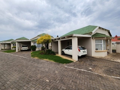 3 Bedroom Townhouse Sold in Jeffreys Bay Central