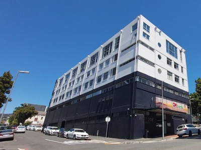 1 Bedroom loft apartment to rent in Cape Town City Centre