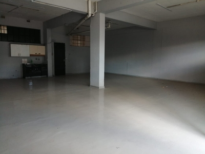 115m² Shop to let