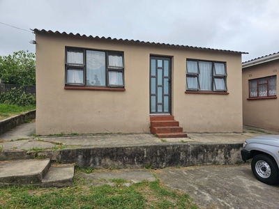 2 Bedroom House for sale in Mdantsane Nu 1