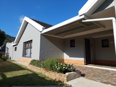 3 Bedroom House To Let in Northcliff