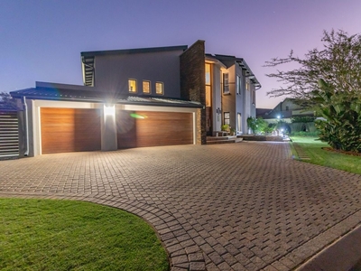 4 Bedroom House For Sale in Serengeti Lifestyle Estate
