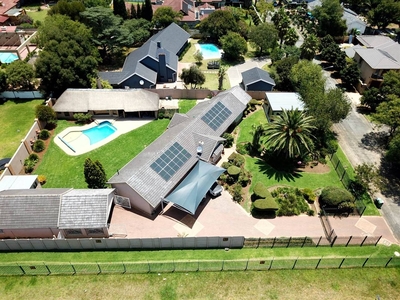 5 Bedroom House for sale in Alberante | ALLSAproperty.co.za