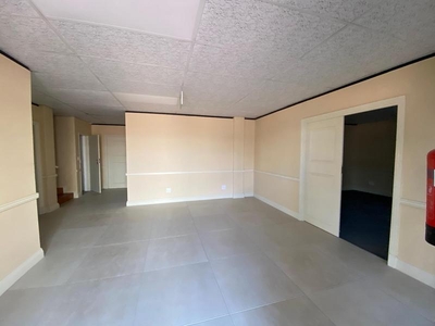 Alphen Square South: Warehouse / Offices / Distribution Centre To Let In Midrand