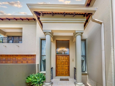 Elegant Residence in Morning Side - Classic Charm Meets Contemporary Elegance and Elite Amenities